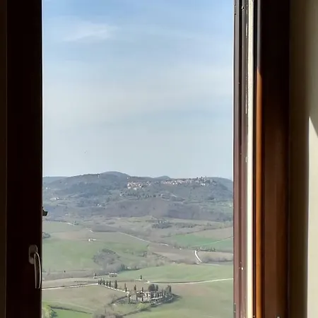 A Tuscan View Apartment