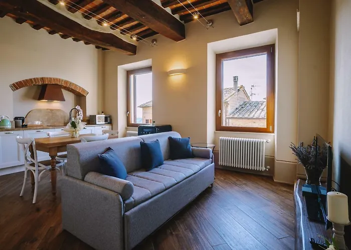 A Tuscan View * Montepulciano Stazione